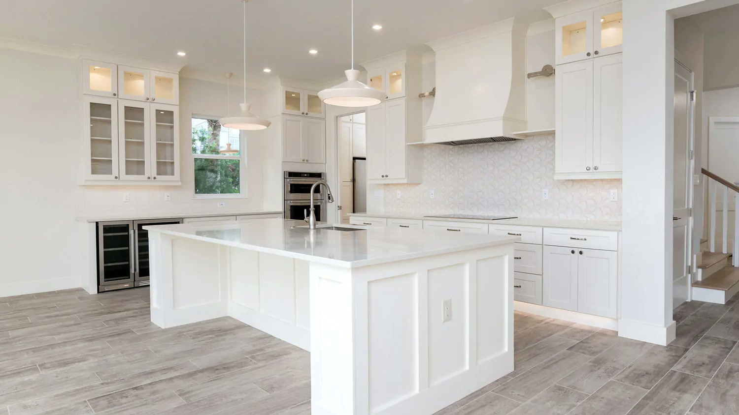 Ashcroft Brilliant White Shaker kitchen cabinets